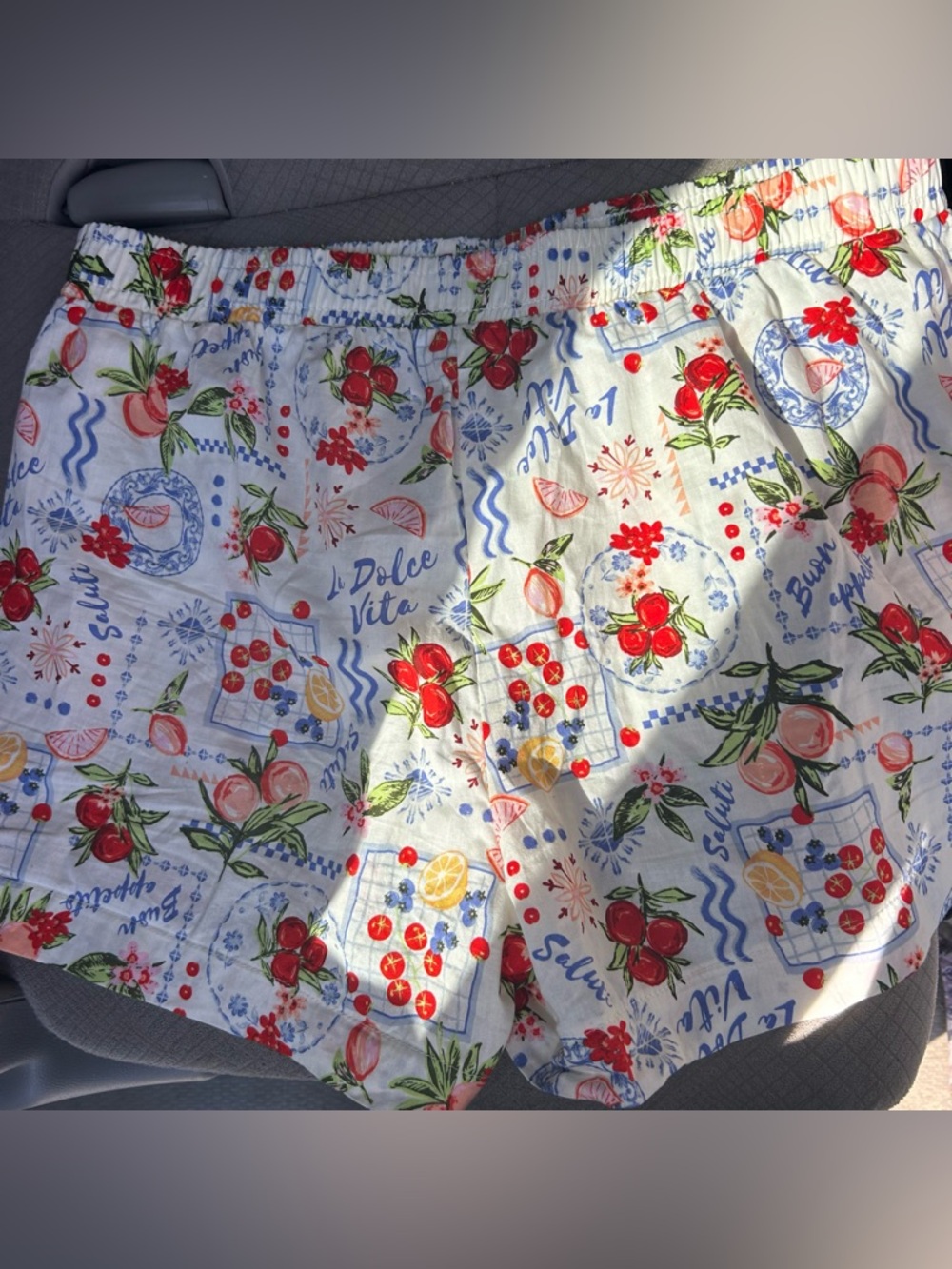Vinyl threads fruit shorts - Picture 2 of 3